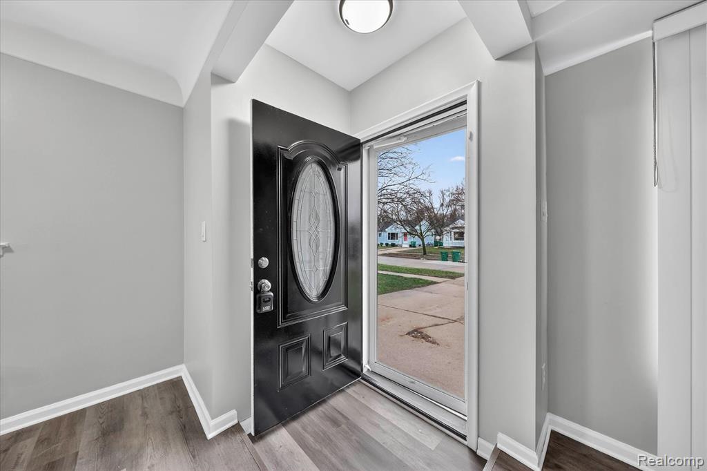 31244 Rosslyn Avenue, Garden City, MI — Photo 3