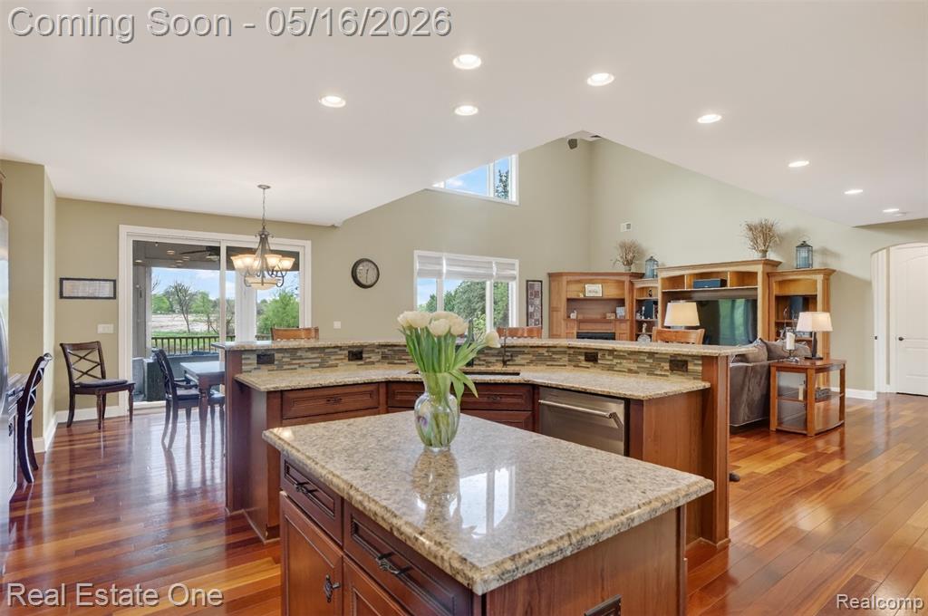 60675 Pontiac Trail, New Hudson, MI 48165 — Photo 16