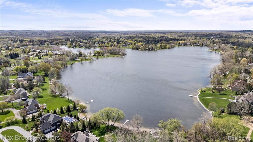 398 Shrewsbury Drive, Clarkston, MI 48348 — Photo 89