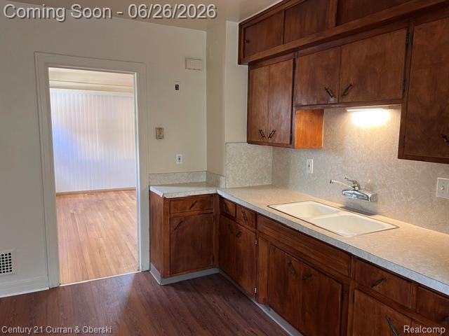 6901 Faust Avenue, Detroit, MI 48228 — Photo 13