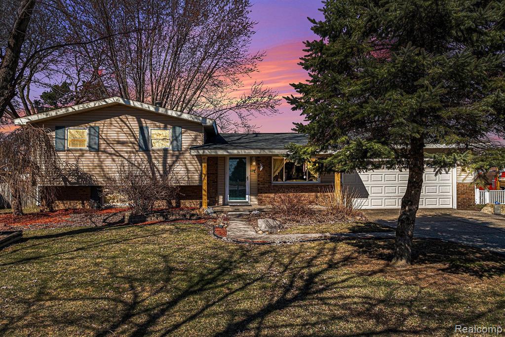 6063 E MAPLE Avenue, Grand Blanc, MI 48439 — Photo 25