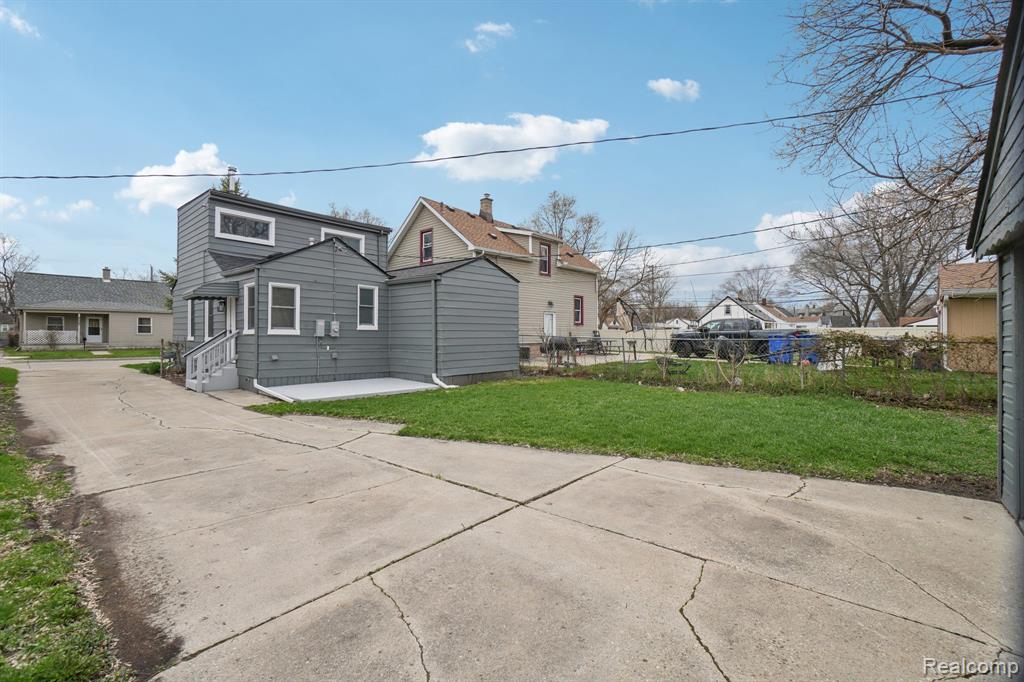 8619 Lozier Avenue, Warren, MI 48089 — Photo 2