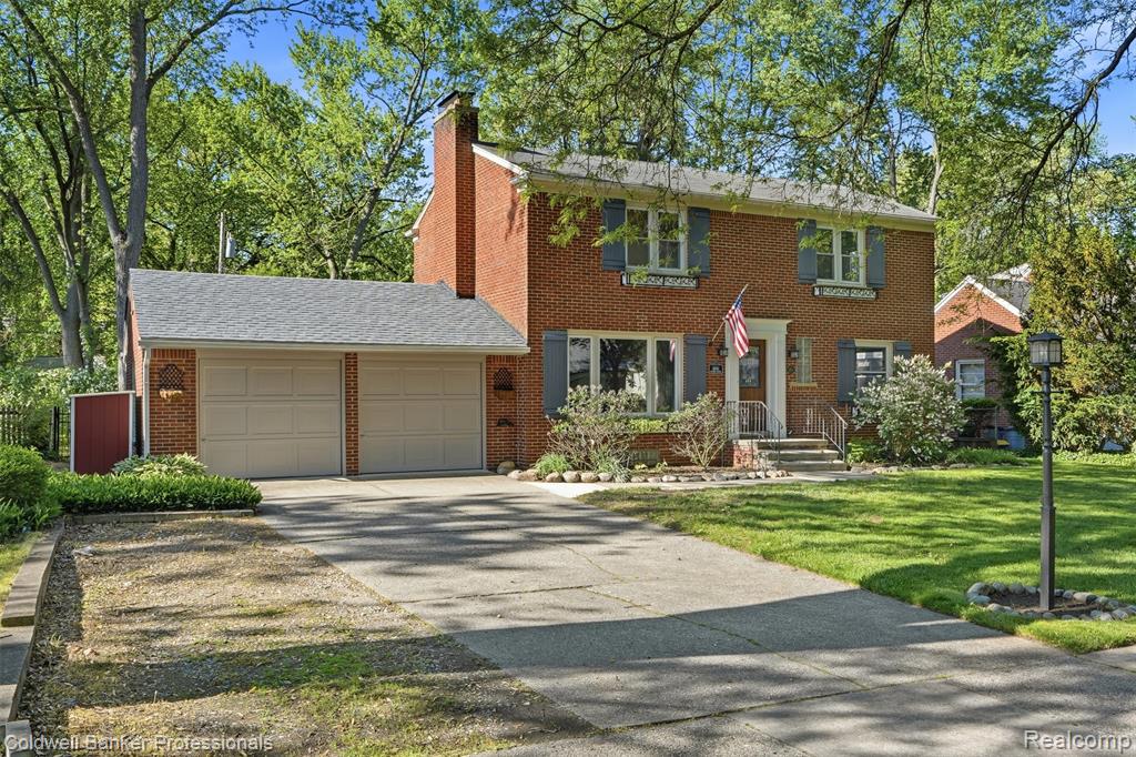18761 Dolores Avenue, Lathrup Village, MI 48076 — Photo 2