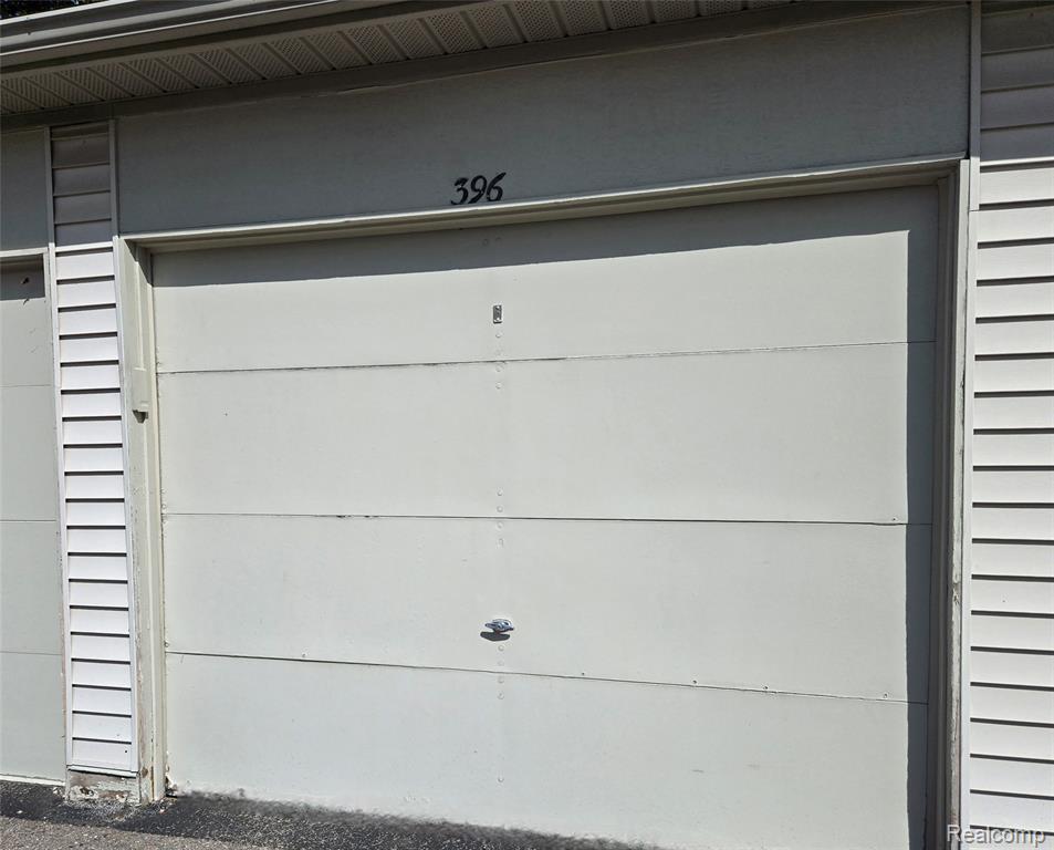 396 Spring Brooke Drive, 396, Brighton, MI 48116 — Photo 24