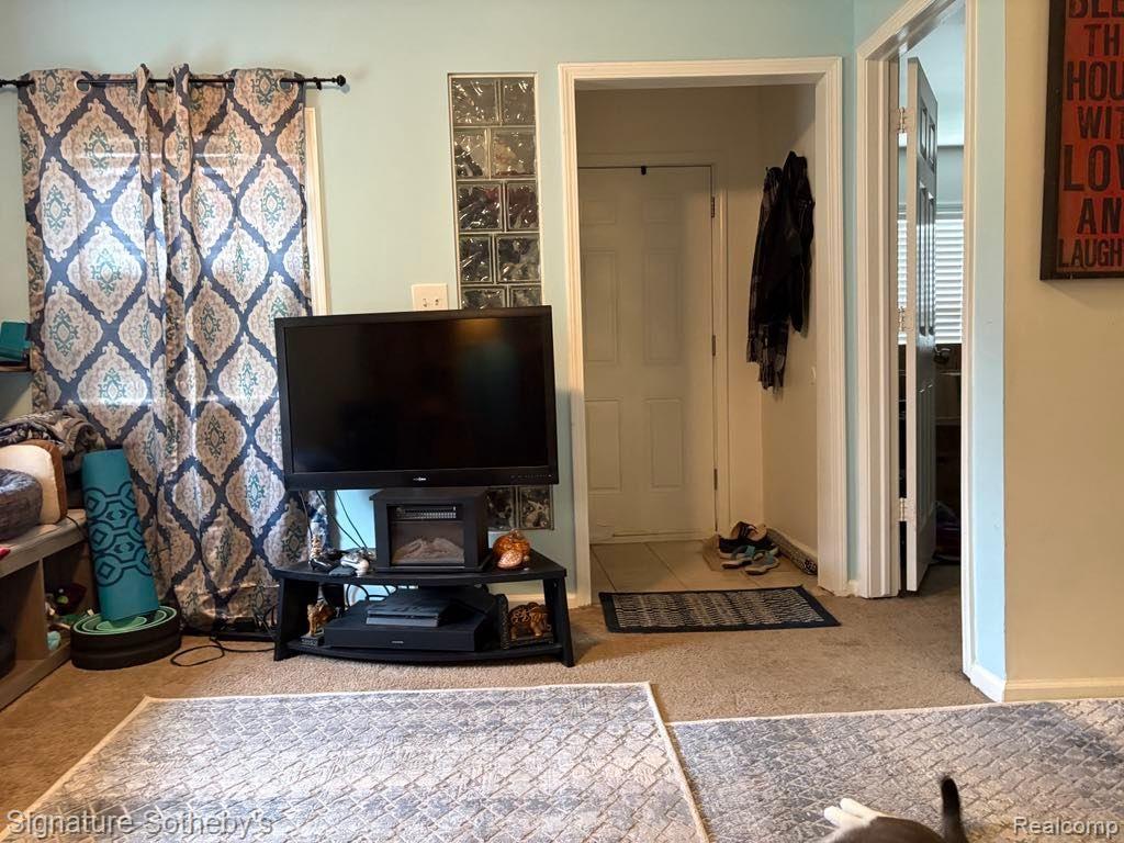 453 CENTRAL Avenue, Pontiac, MI 48341 — Photo 5