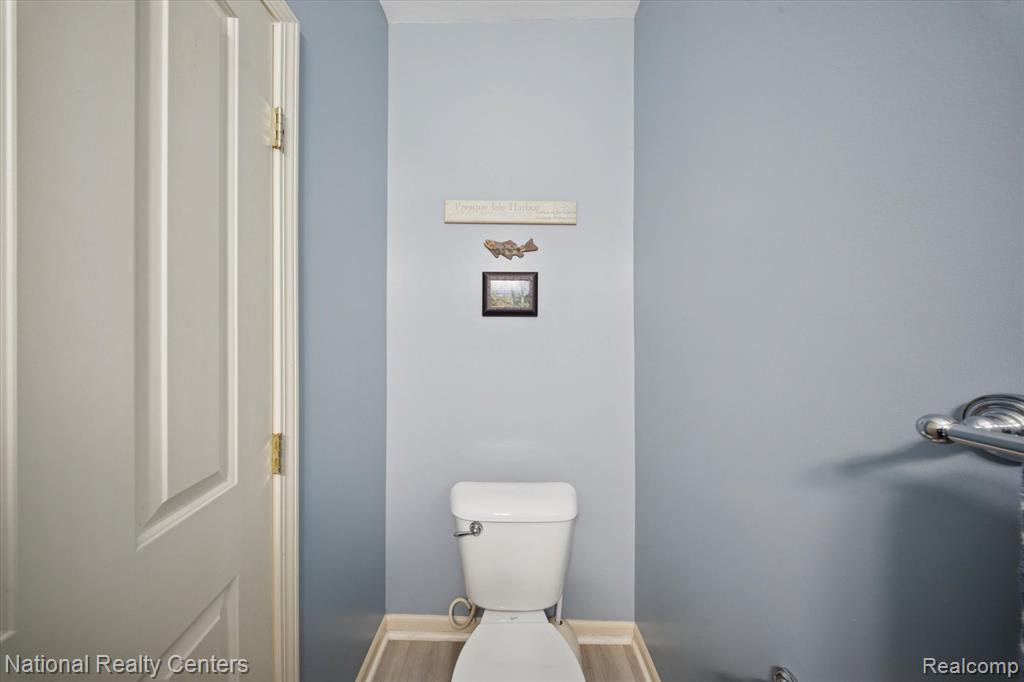 4067 Kirkway Court, 110, Howell, MI 48843 — Photo 25