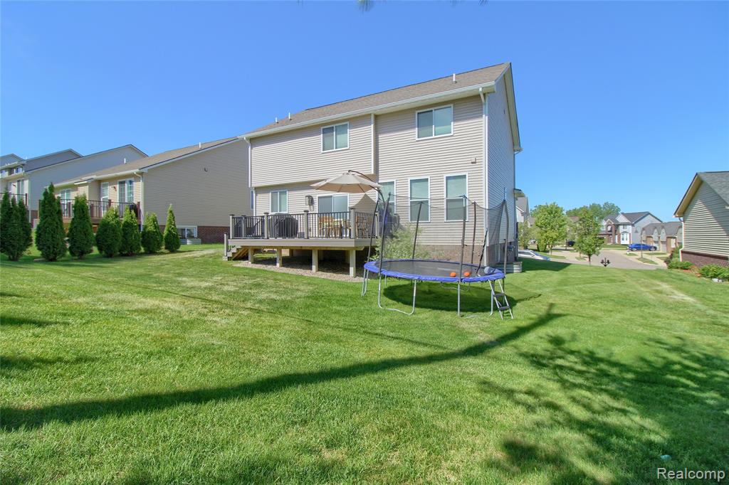 30932 Asbury Hill Drive, New Hudson, MI 48165 — Photo 39