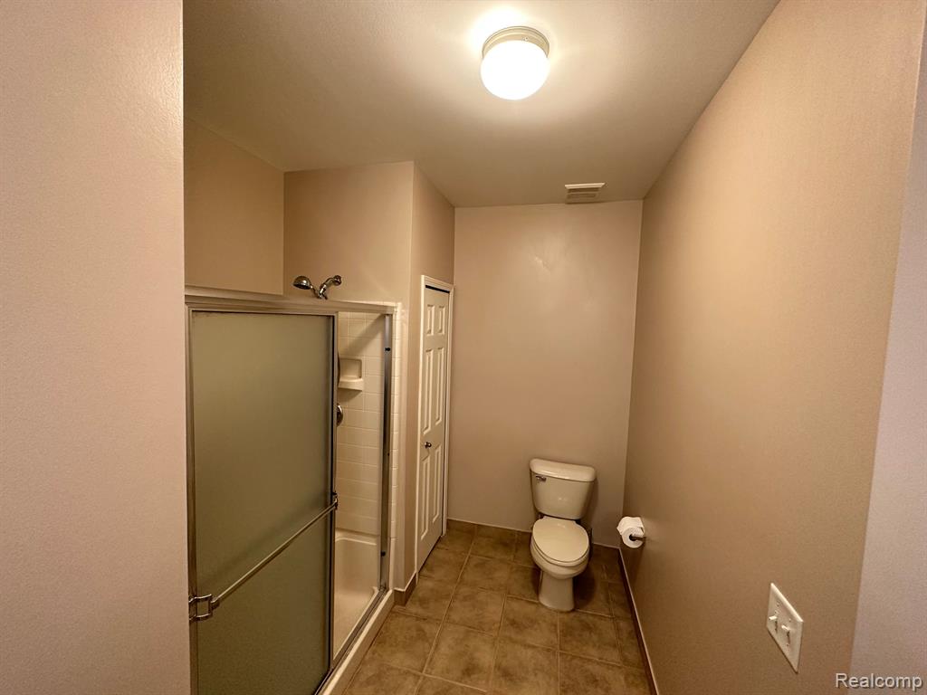 2354 PINECROFT Drive, Canton, MI 48188 — Photo 20