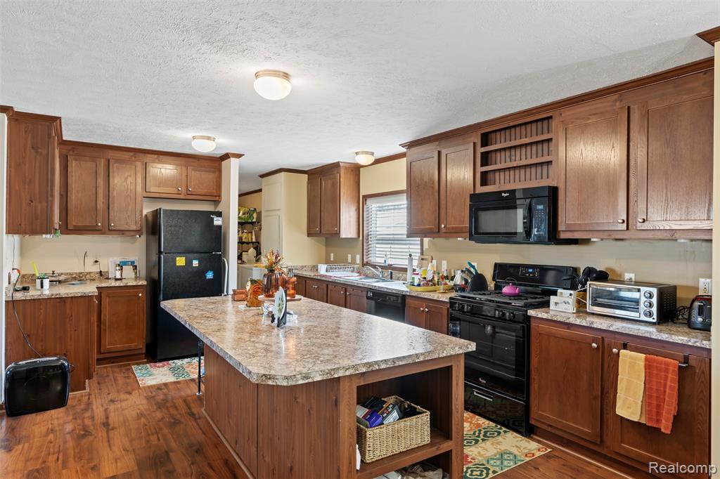 3544 Midsummer Lane - Photo 5