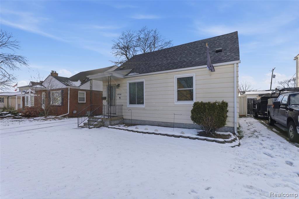 22785 Schroeder Avenue, Eastpointe, MI 48021 — Photo 3