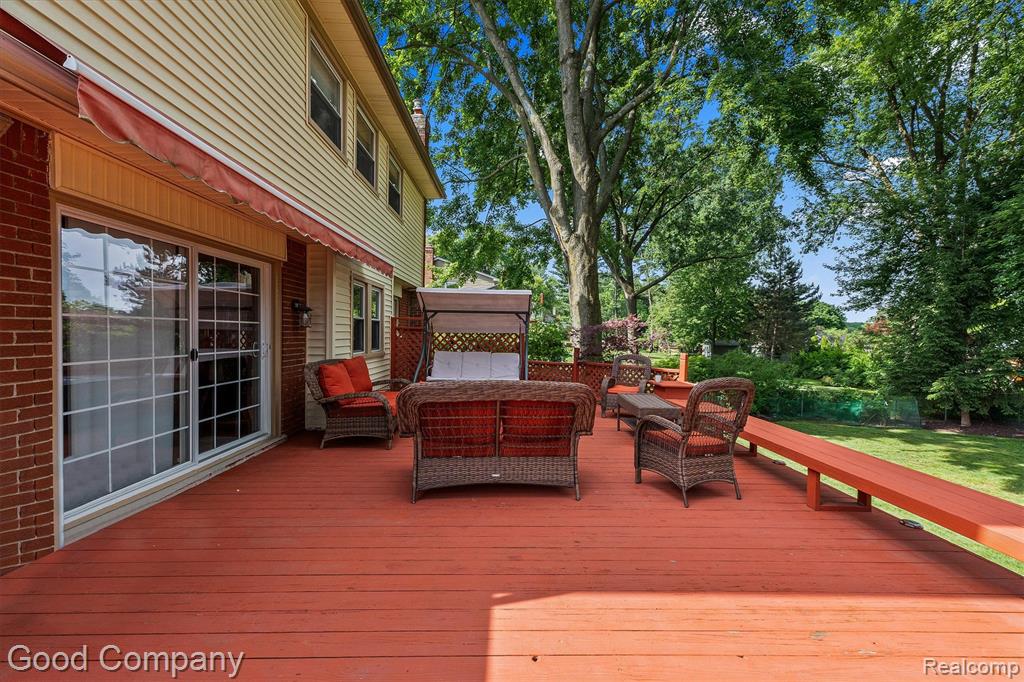 833 Cobblestone Drive, Rochester Hills, MI 48309 — Photo 23