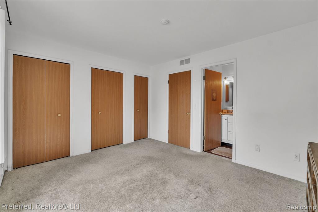 42565 LILLEY POINTE Drive, Canton, MI 48187 — Photo 18