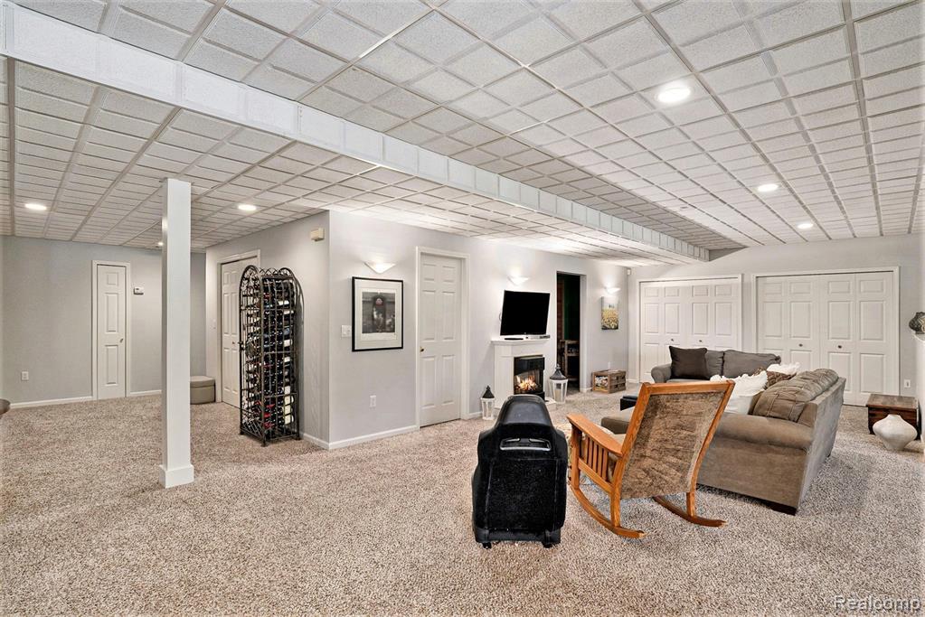 4973 Parview Drive, Clarkston, MI — Photo 40