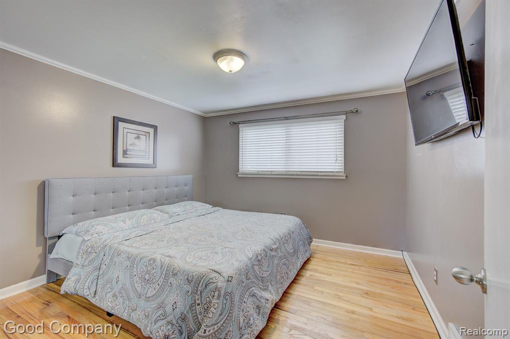 576 LANGLEY Boulevard, Clawson, MI — Photo 20