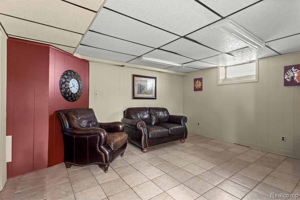 5429 Orchard Avenue, Dearborn, MI 48126 — Photo 25