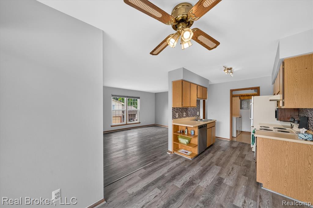 68457 Rosewood Lane, Richmond, MI 48062 — Photo 11