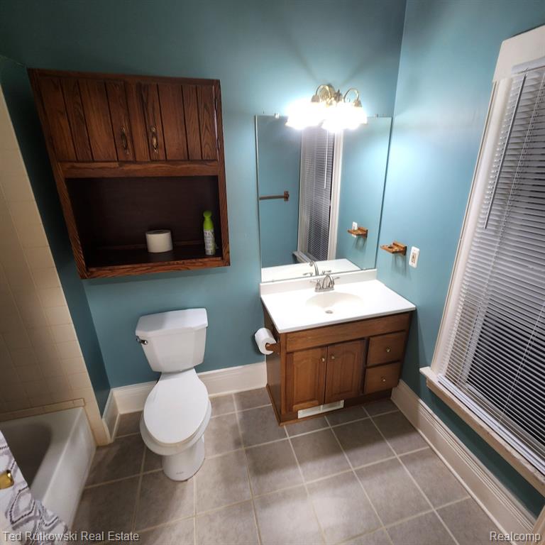 315 N MAIN Street SW, Capac, MI 48014 — Photo 21