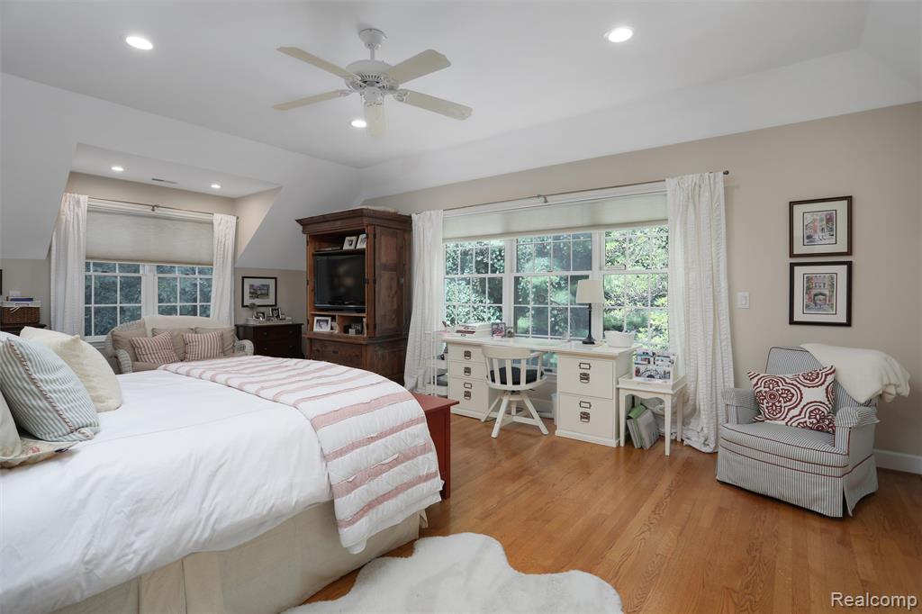 4200 Surrey Cross, Bloomfield Hills, MI 48301 — Photo 18