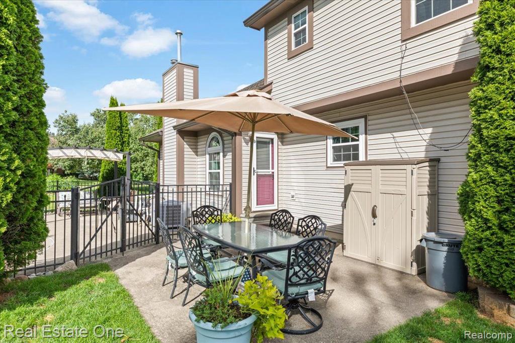 805 WOODLEIGH Way, Oxford, MI 48371 — Photo 12