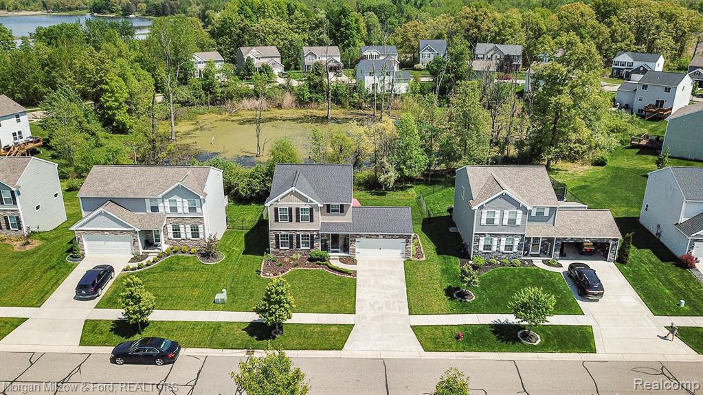 637 AUTUMN VALLEY Drive, Ortonville, MI 48462 — Photo 29