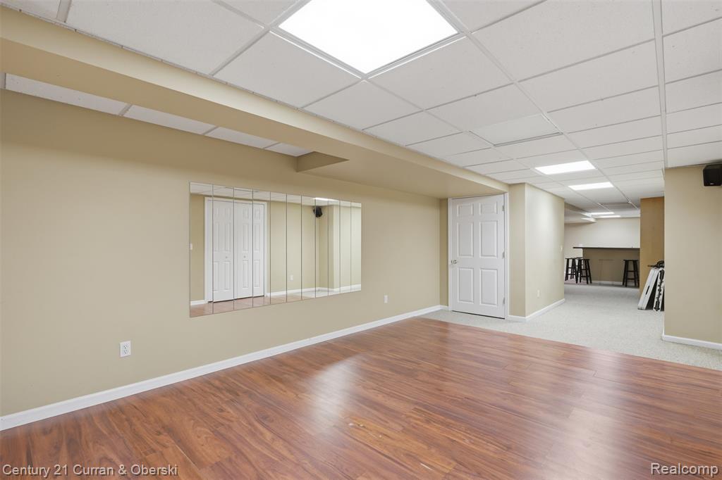 47008 Cider Mill Drive, Novi, MI — Photo 46