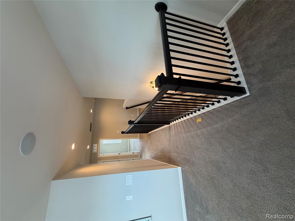 31065 Tremont Lane, Beverly Hills, MI 48025 — Photo 9