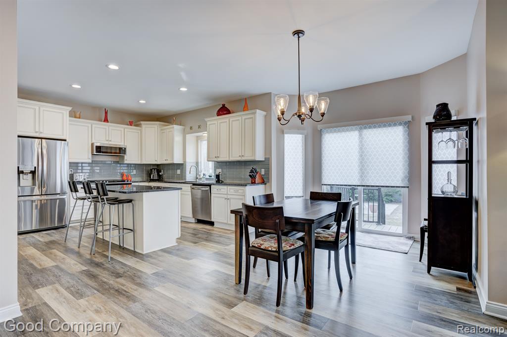 68 FAIRWOOD Street, Ferndale, MI 48220 — Photo 2