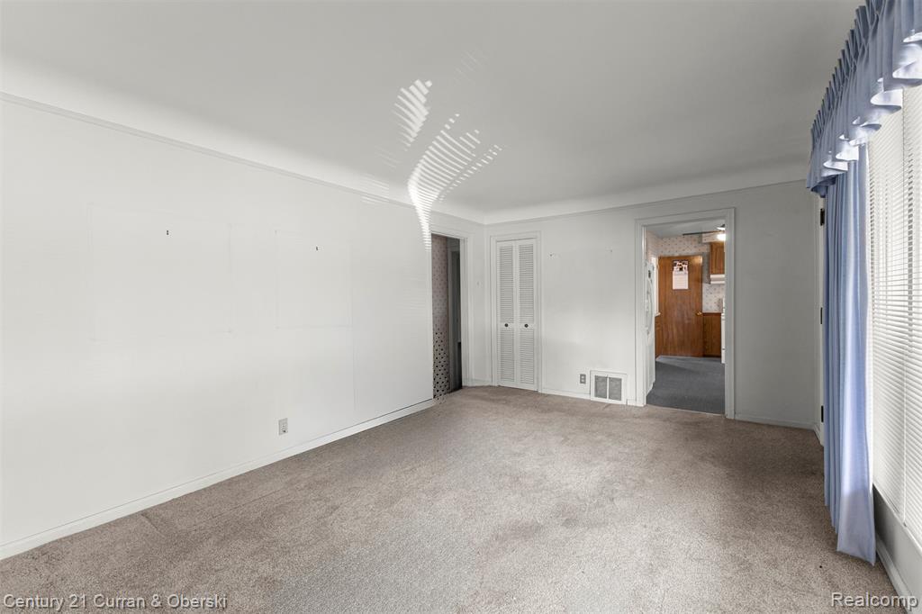 7055 Freda Street, Dearborn, MI 48126 — Photo 3