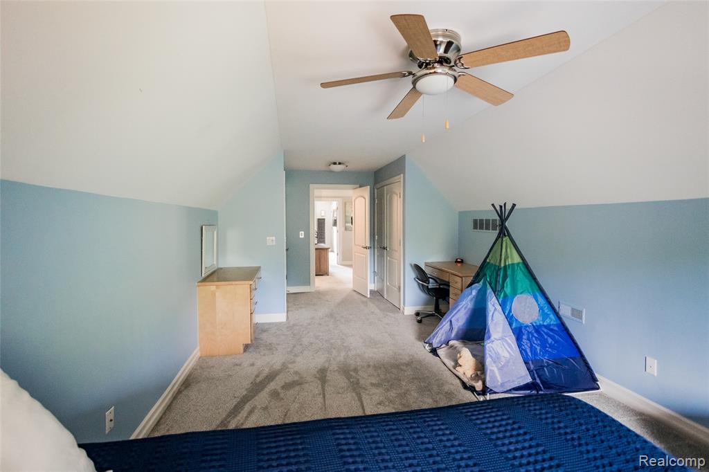 9050 Lake Dominion Drive, Brighton, MI 48114 — Photo 37