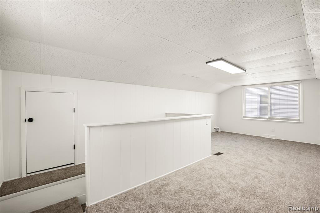 8871 Sussex Street, Detroit, MI 48228 — Photo 16