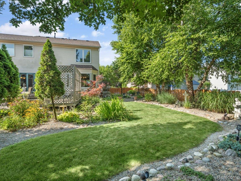 42688 Preswick Court, Van Buren, MI 48111 — Photo 58