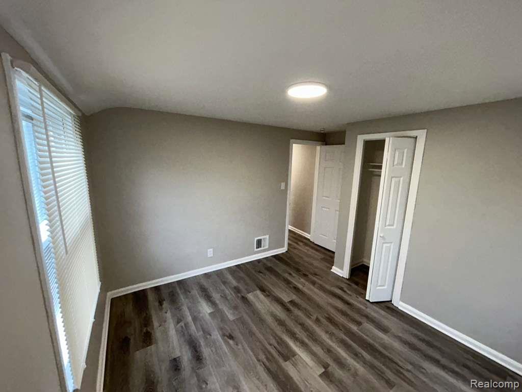 20412 Steel Street, Detroit, MI 48235 — Photo 16