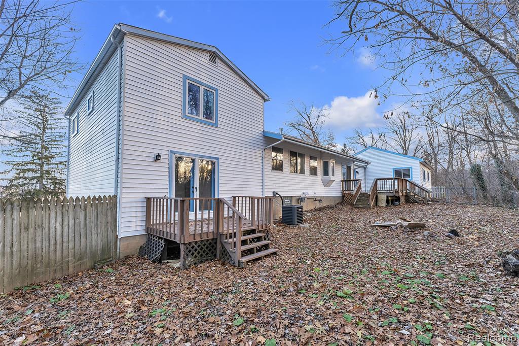 8165 Leonard Drive, Holly, MI 48442 — Photo 47