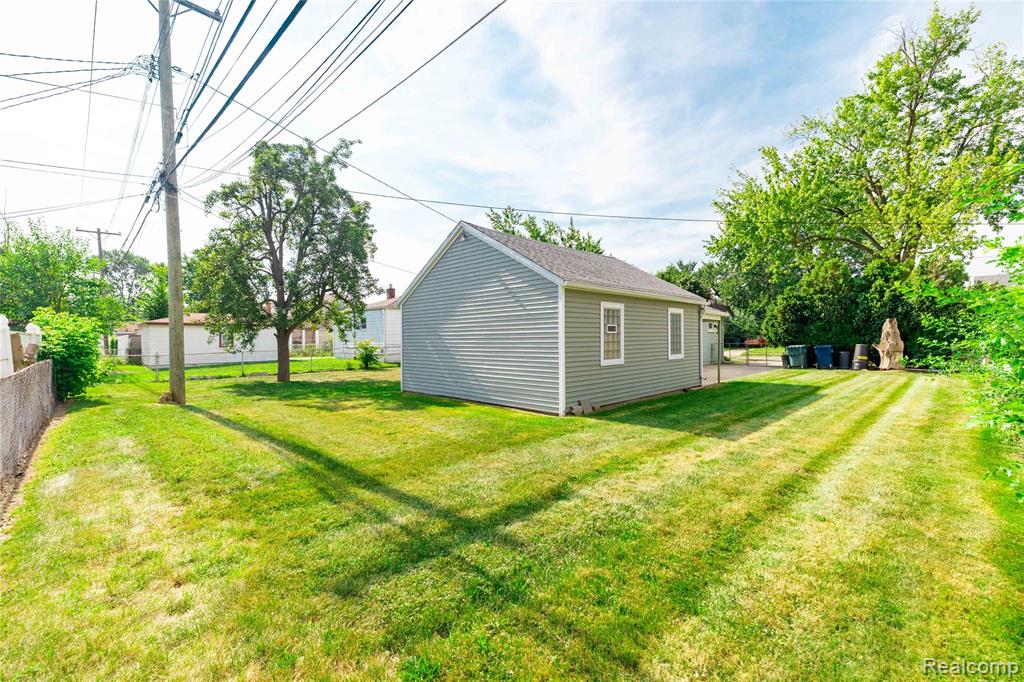 714 Park Avenue, Lincoln Park, MI 48146 — Photo 33