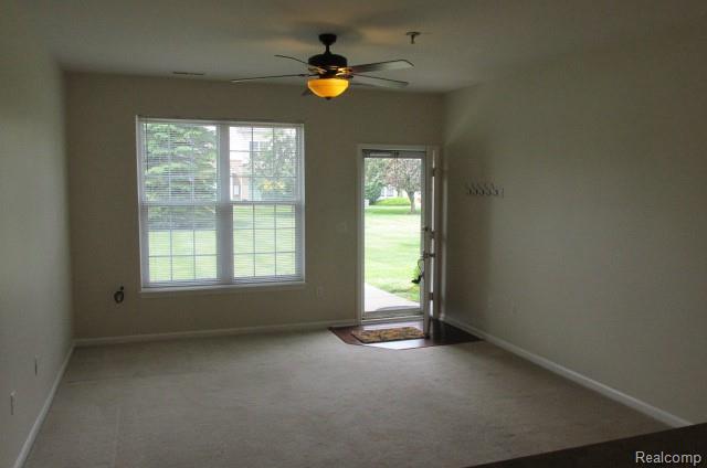 4103 Teal Lane, Walled Lake, MI 48390 — Photo 10