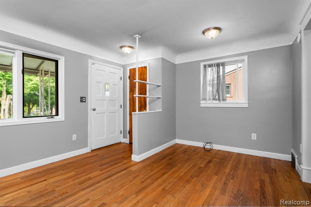 790 Friar Drive, Milford, MI 48381 — Photo 15