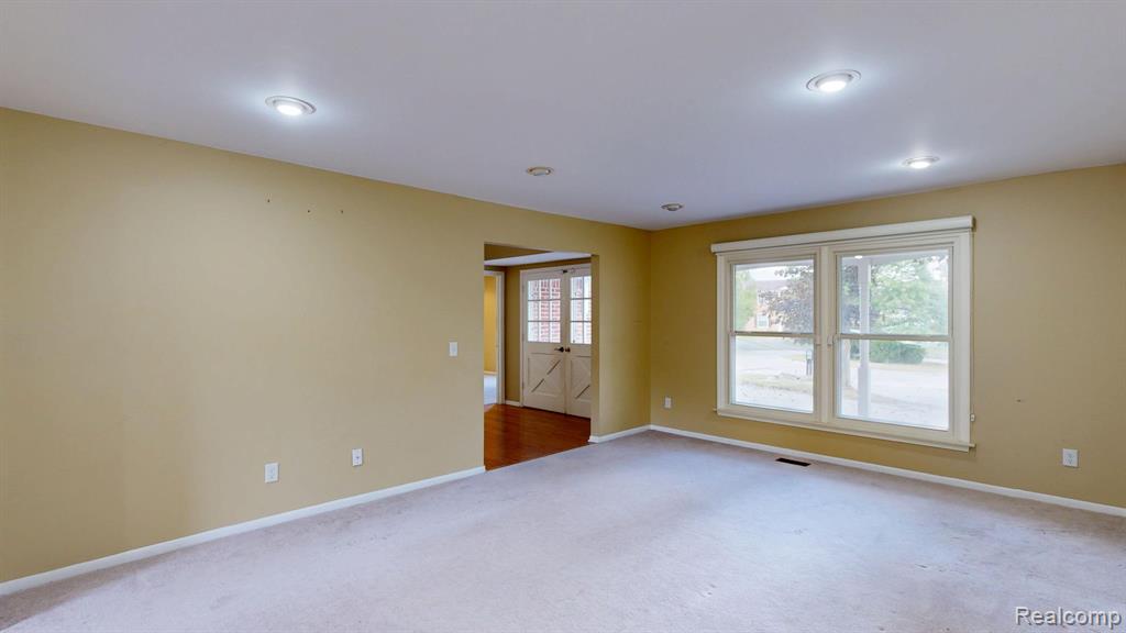 4185 Pinehurst Court, West Bloomfield, MI — Photo 23