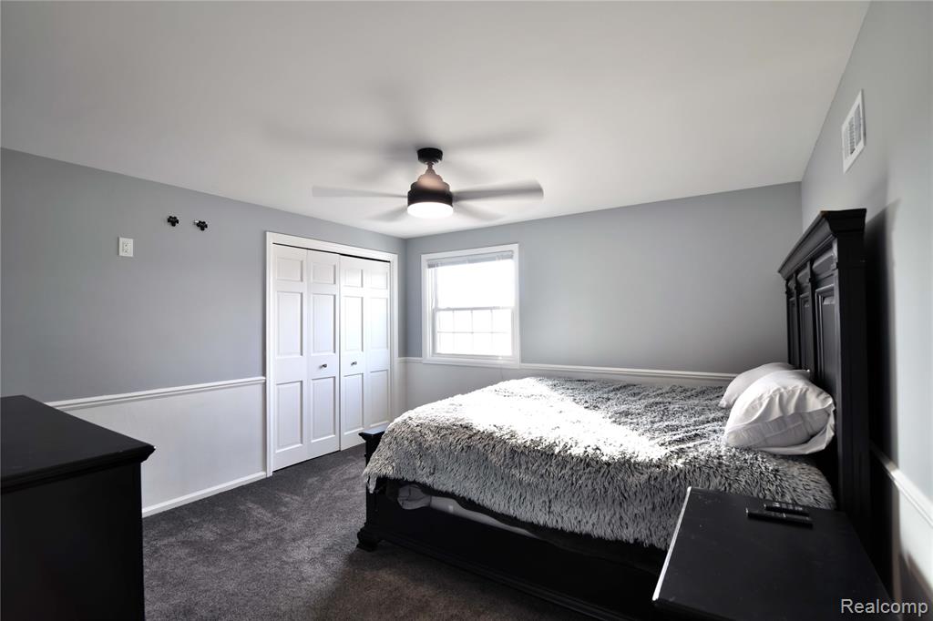 9693 BURNING TREE Drive, Grand Blanc, MI 48439 — Photo 35