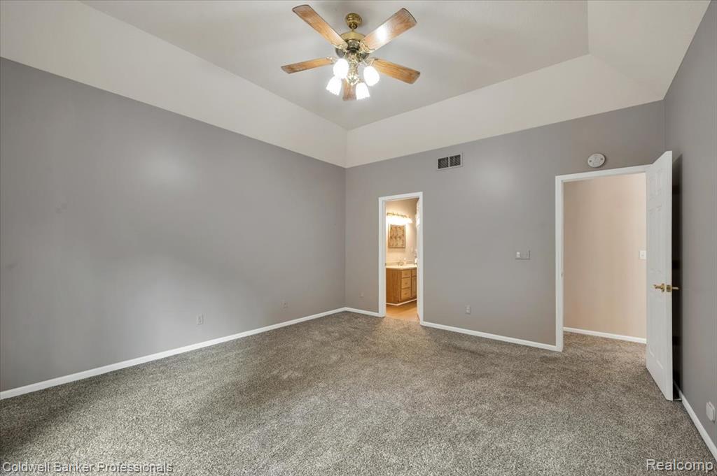 604 Carriage Way, Davison, MI 48423 — Photo 10