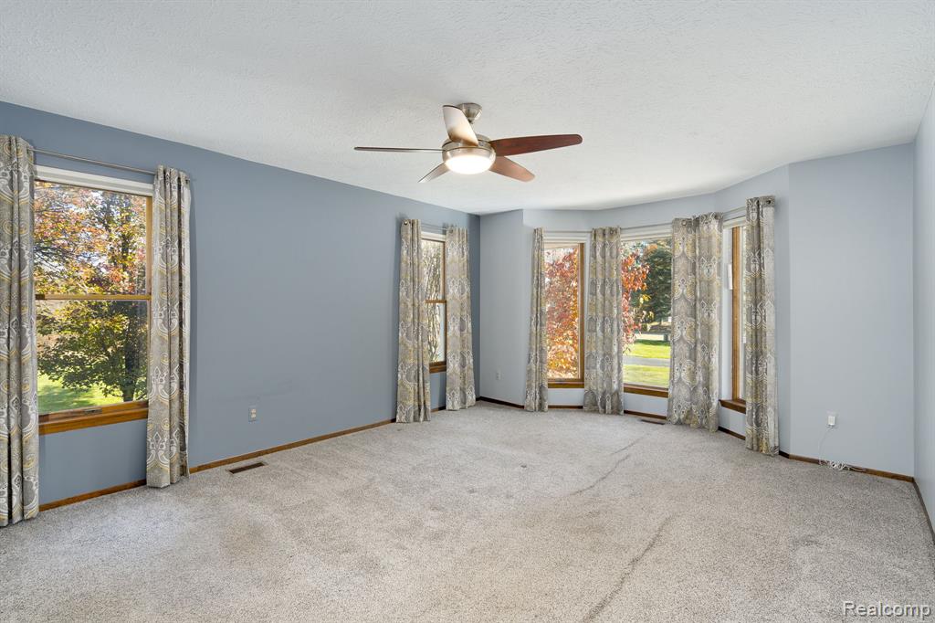 9721 Klais Road, Clarkston, MI 48348 — Photo 21
