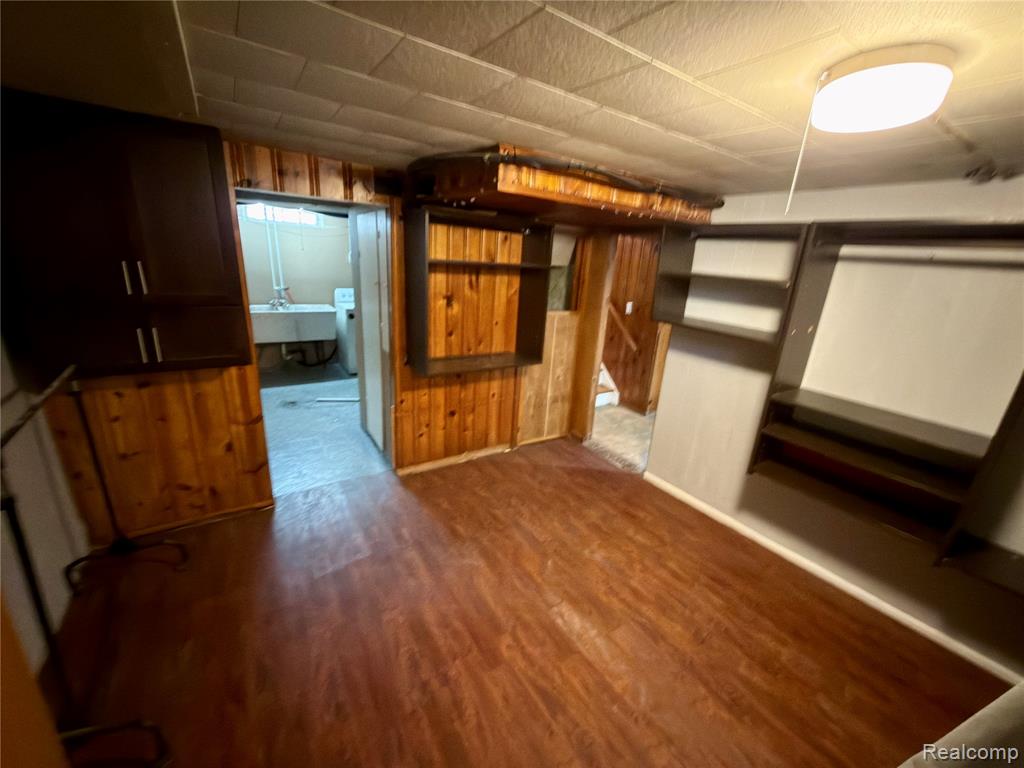 4436 Gertrude Street, Dearborn Heights, MI 48125 — Photo 24