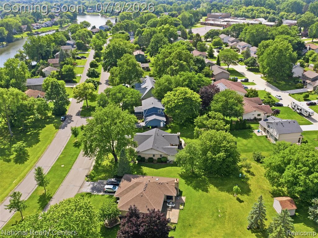 40368 Village Wood Road, Novi, MI — Photo 41