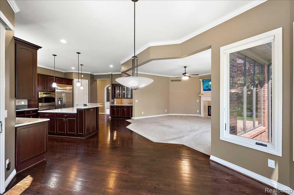 2885 Ambleside Court, Rochester, MI 48306 — Photo 22