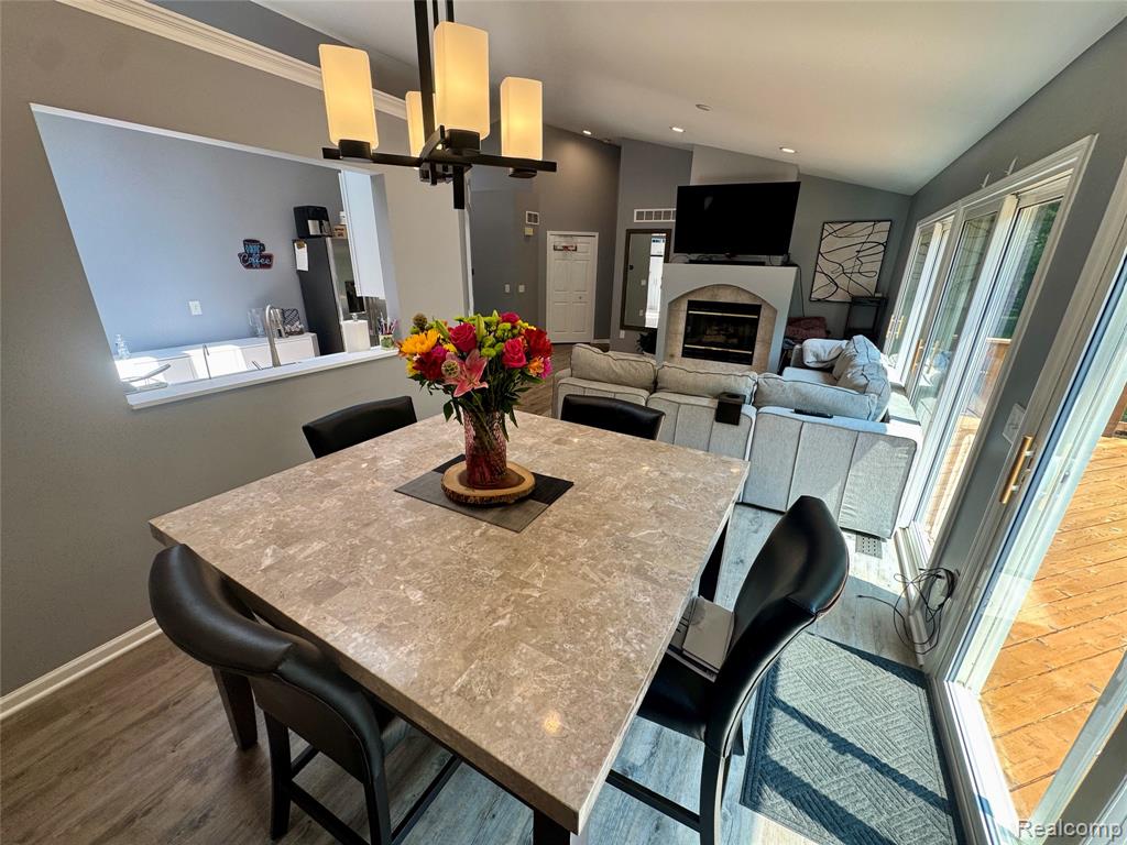 513 River Ridge Drive, Waterford, MI 48327 — Photo 14