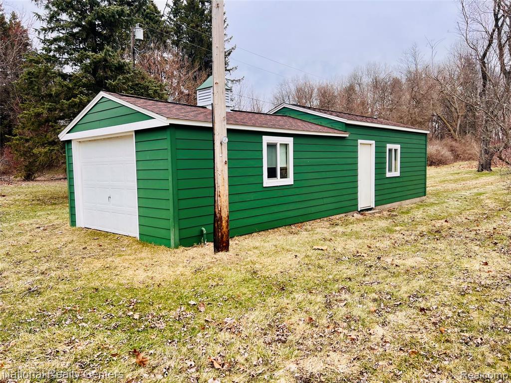 1900 N Hughes Road, Howell, MI 48843 — Photo 4