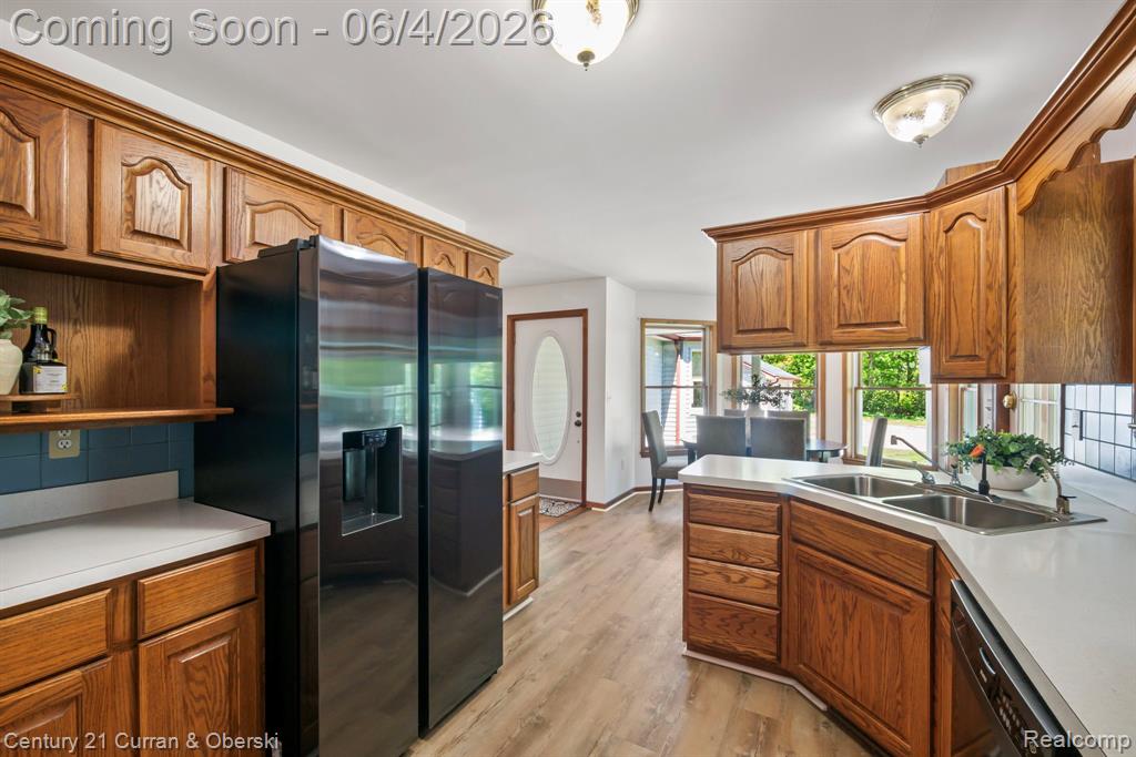53375 Martha Lane, Northville, MI 48167 — Photo 17