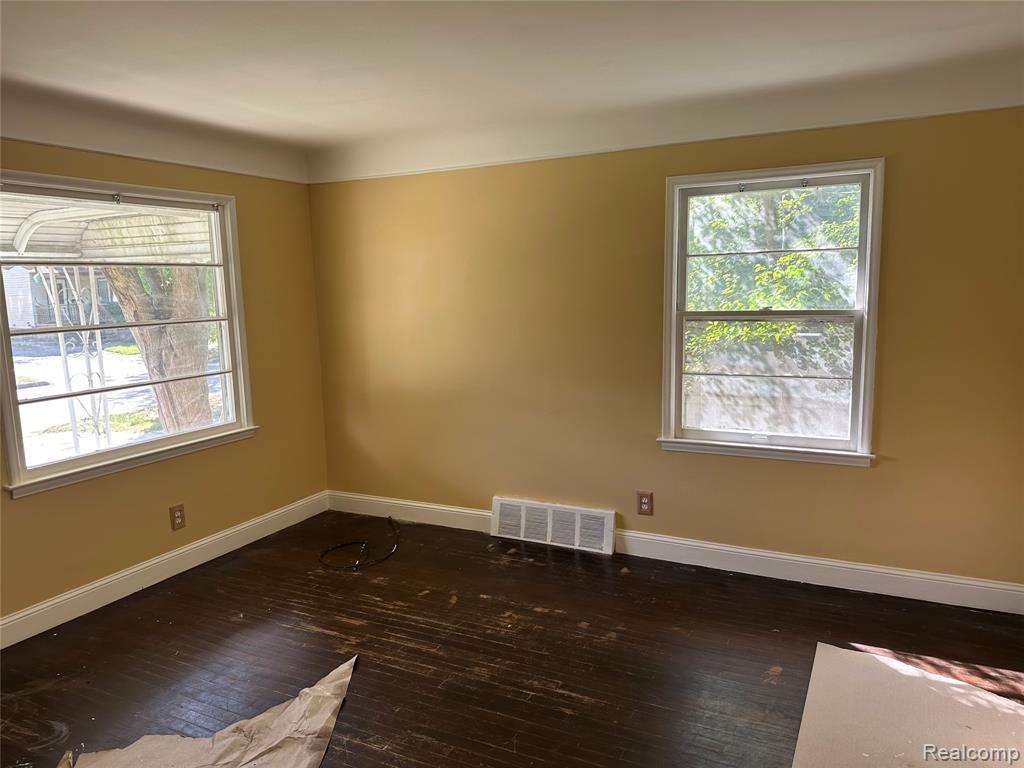 583 Wesbrook Street, Pontiac, MI 48340 — Photo 8