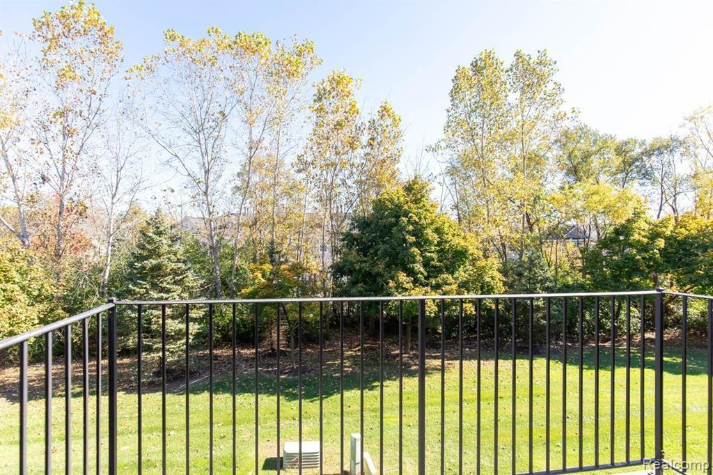 475 CHERRY ORCHARD Road, Canton, MI 48188 — Photo 46