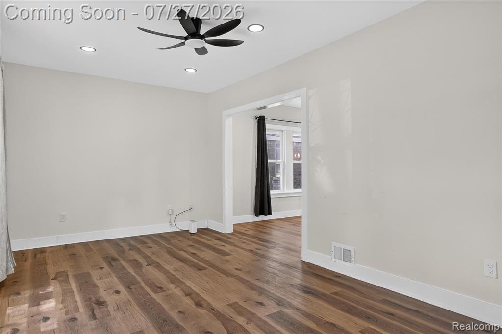12601 Evanston Street - Photo 2