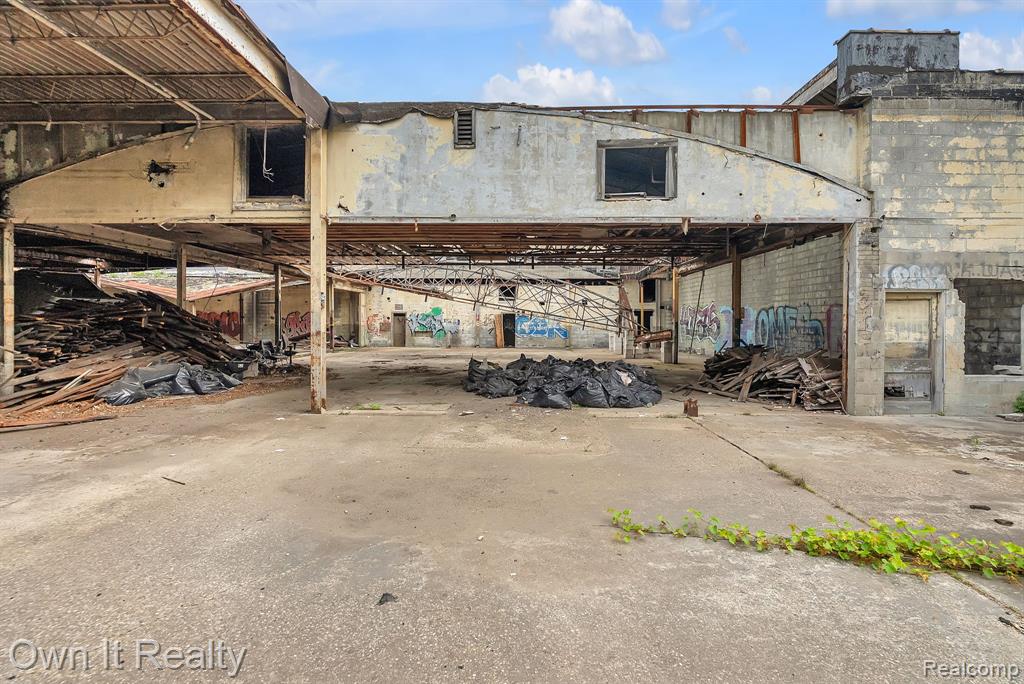 8616 Grinnell Street, Grosse Pointe, MI, 48213